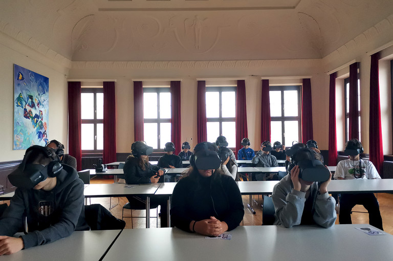 Bild 3 zu Angebot Literatur &amp; Virtual Reality