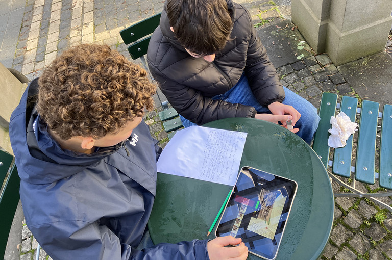 Bild 2 zu Angebot Being There