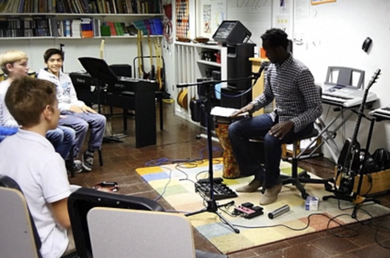 Bild 3 zu Angebot World Music mit Stimme und K&ouml;rper