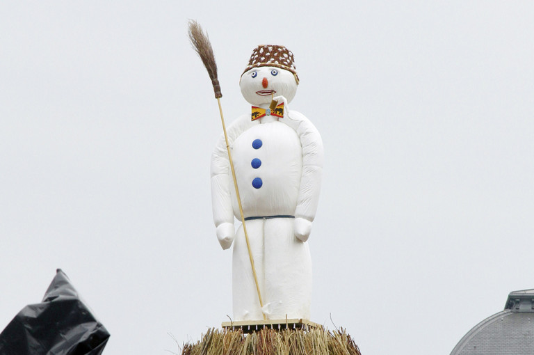 Bild 1 zu Angebot Biedermann und die Brandstifter