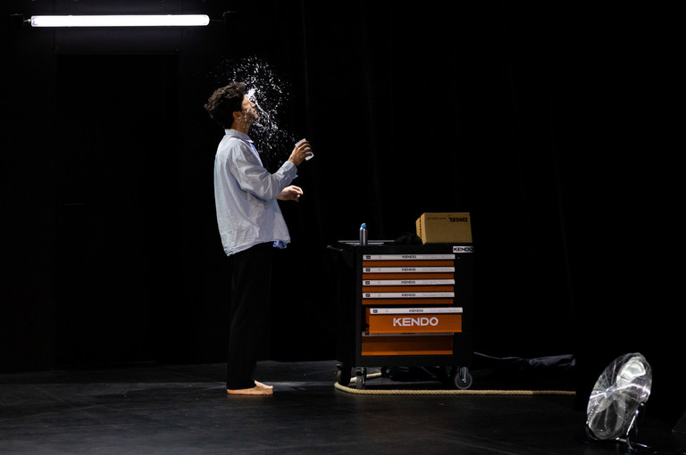 Bild 1 zu Angebot Preparing for a miracle / Blickfelder Festival