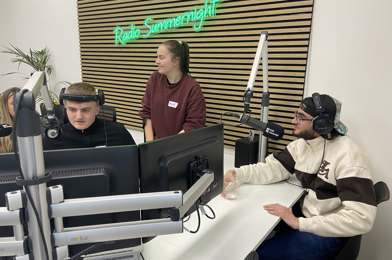 Bild 2 zu Angebot On Air &ndash; Radioprojekt mit Live-Sendung