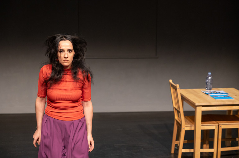 Bild 3 zu Angebot &laquo;F&uuml;nf Uhr morgens&raquo; &ndash; &laquo;&#1055;&#39;&#1103;&#1090;&#1072; &#1088;&#1072;&#1085;&#1082;&#1091;&raquo; &ndash; &#1575;&#1604;&#1582;&#1575;&#1605;&#1587;&#1577; &#1601;&#1580;&#1585;&#1575;