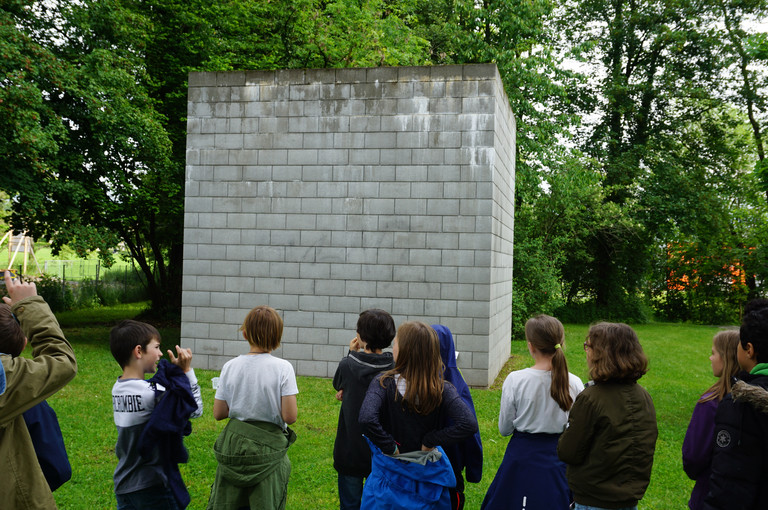 Bild 1 zu Angebot Kunst entdecken im Zellweger Park