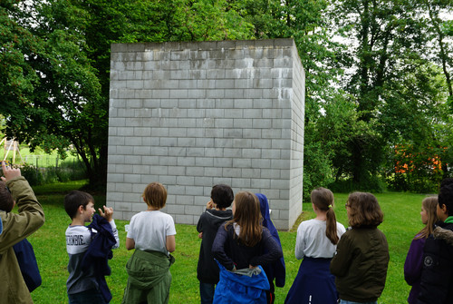 Bild zum Angebot Kunst entdecken im Zellweger Park