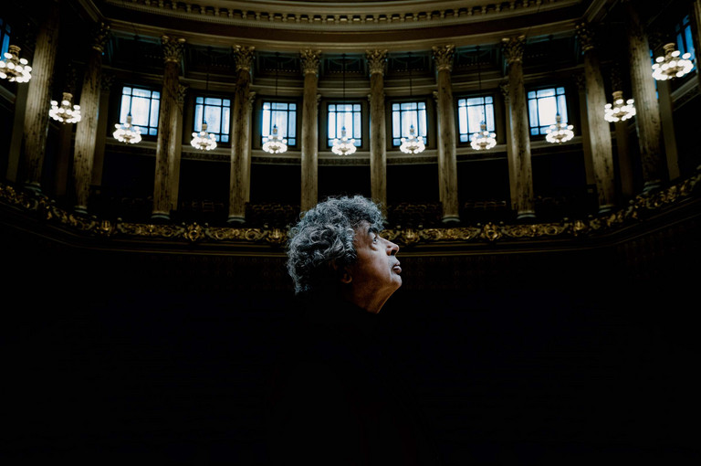 Bild 1 zu Angebot Probenbesuch: Semyon Bychkov mit Bruckners Sinfonie Nr. 8	