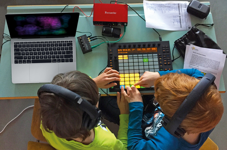 Bild 1 zu Angebot Das fahrende Tonstudio: Beats &amp; Songs produzieren