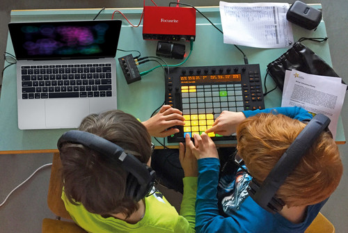 Bild zum Angebot Das fahrende Tonstudio: Beats &amp; Songs produzieren