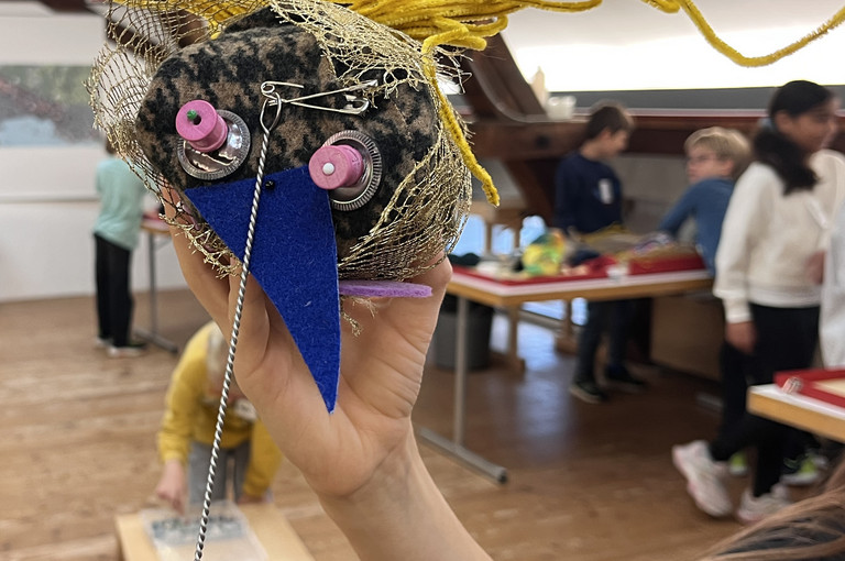 Bild 6 zu Angebot Kuschelb&auml;r oder knisternder Kratzekater