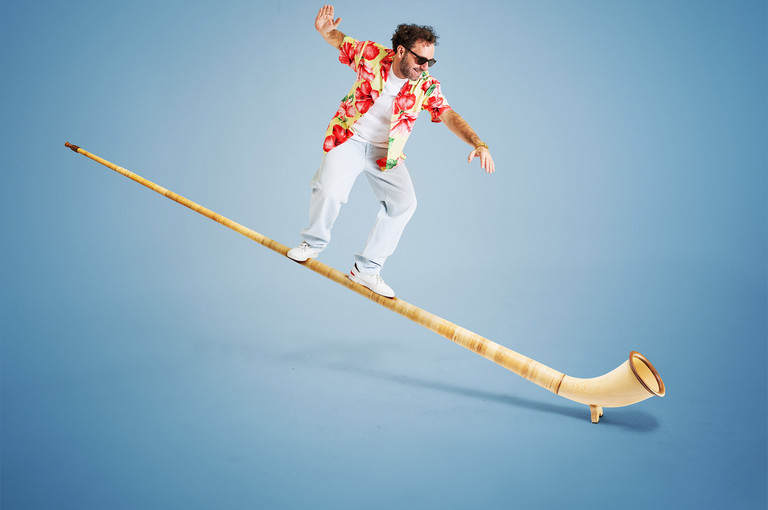 Bild 4 zu Angebot Alphorn- &amp; Percussion-Show