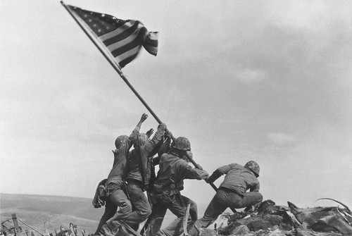 Bild zum Angebot BILD.REMAKE &ndash; Ikonen nachgestellt