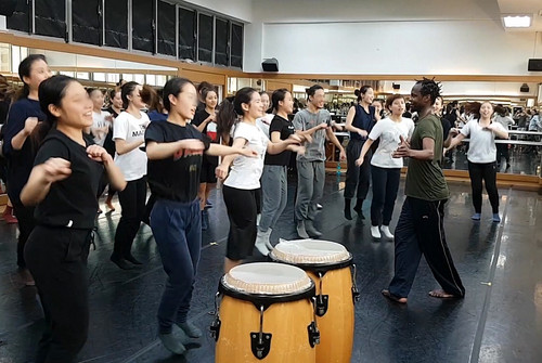 Bild zum Angebot World Music mit Stimme und K&ouml;rper