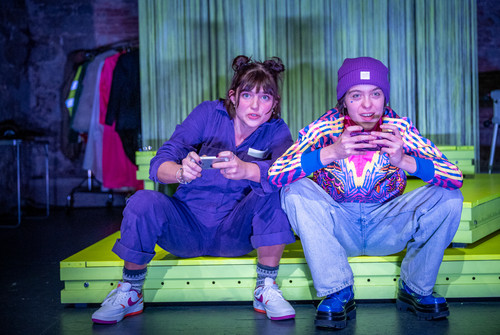 Bild zum Angebot Gossips