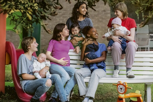 Bild zum Angebot Jeunes M&egrave;res