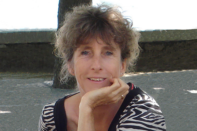 Bild 1 zu Angebot Schroff Corinne